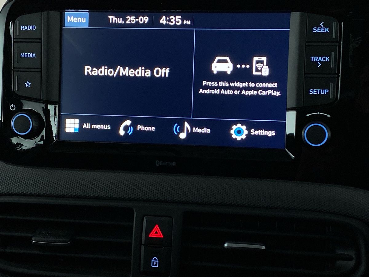 Used Hyundai i10 2024 for sale - 76047315: Photo 19