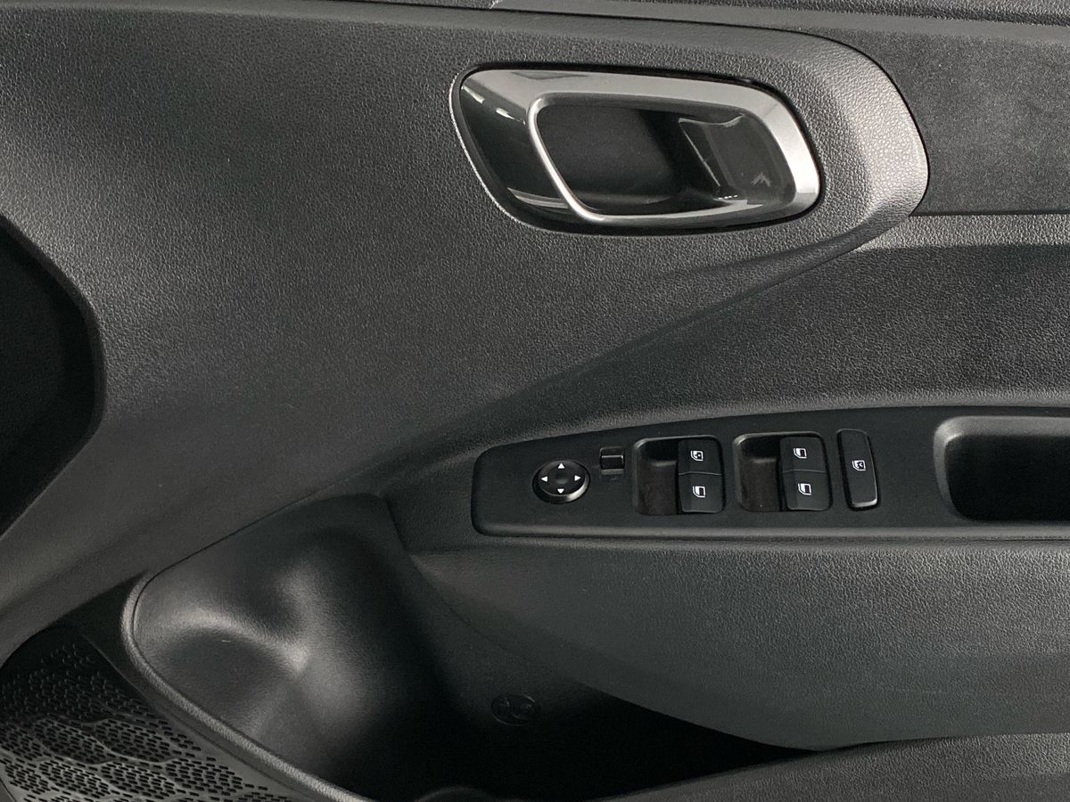 Used Hyundai i10 2024 for sale - 76047315: Photo 25