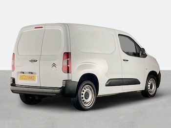 Used Citroen Berlingo 2023 for sale - 76502861: Photo