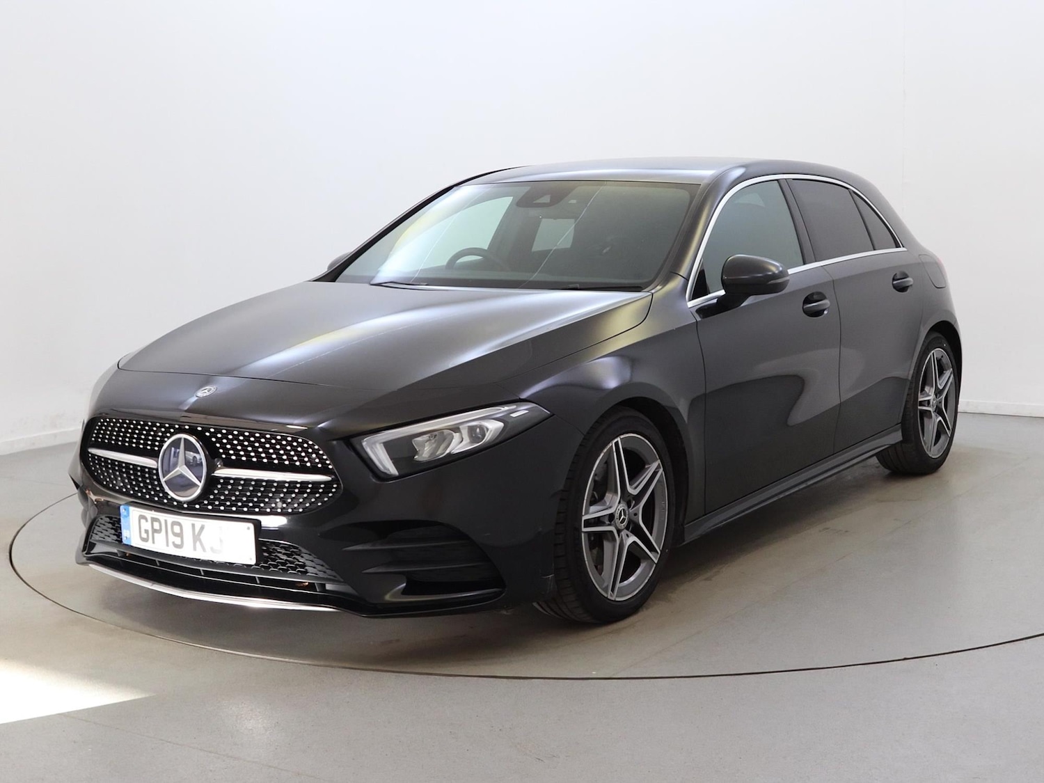 Used Mercedes-Benz A-Class 2019 for sale - 77068746: Photo 3