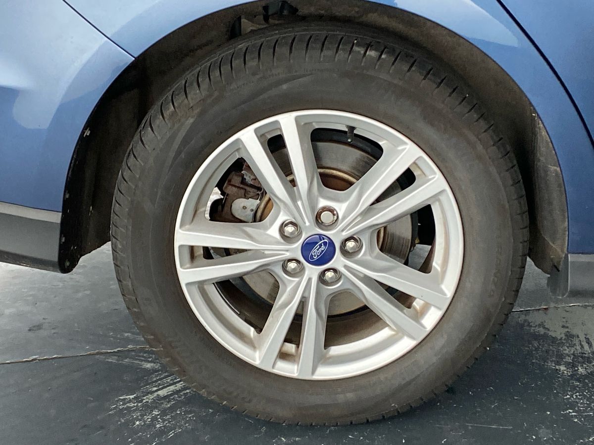 Used Ford Galaxy 2022 for sale - 76421497: Photo 32