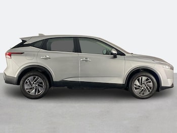 Used Nissan Qashqai 2022 for sale - 76243614: Photo 2
