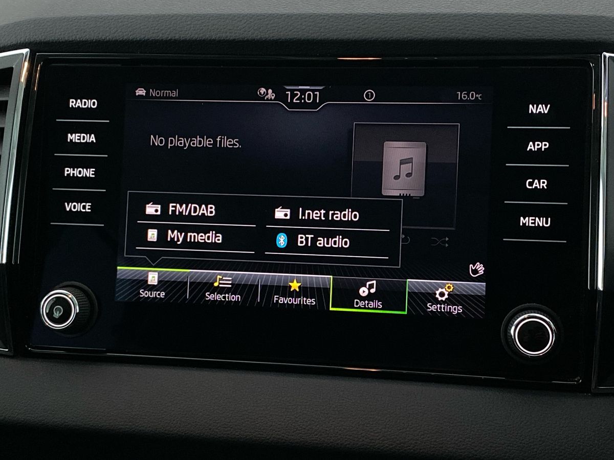 Used Skoda Karoq 2022 for sale - 76411736: Photo 20