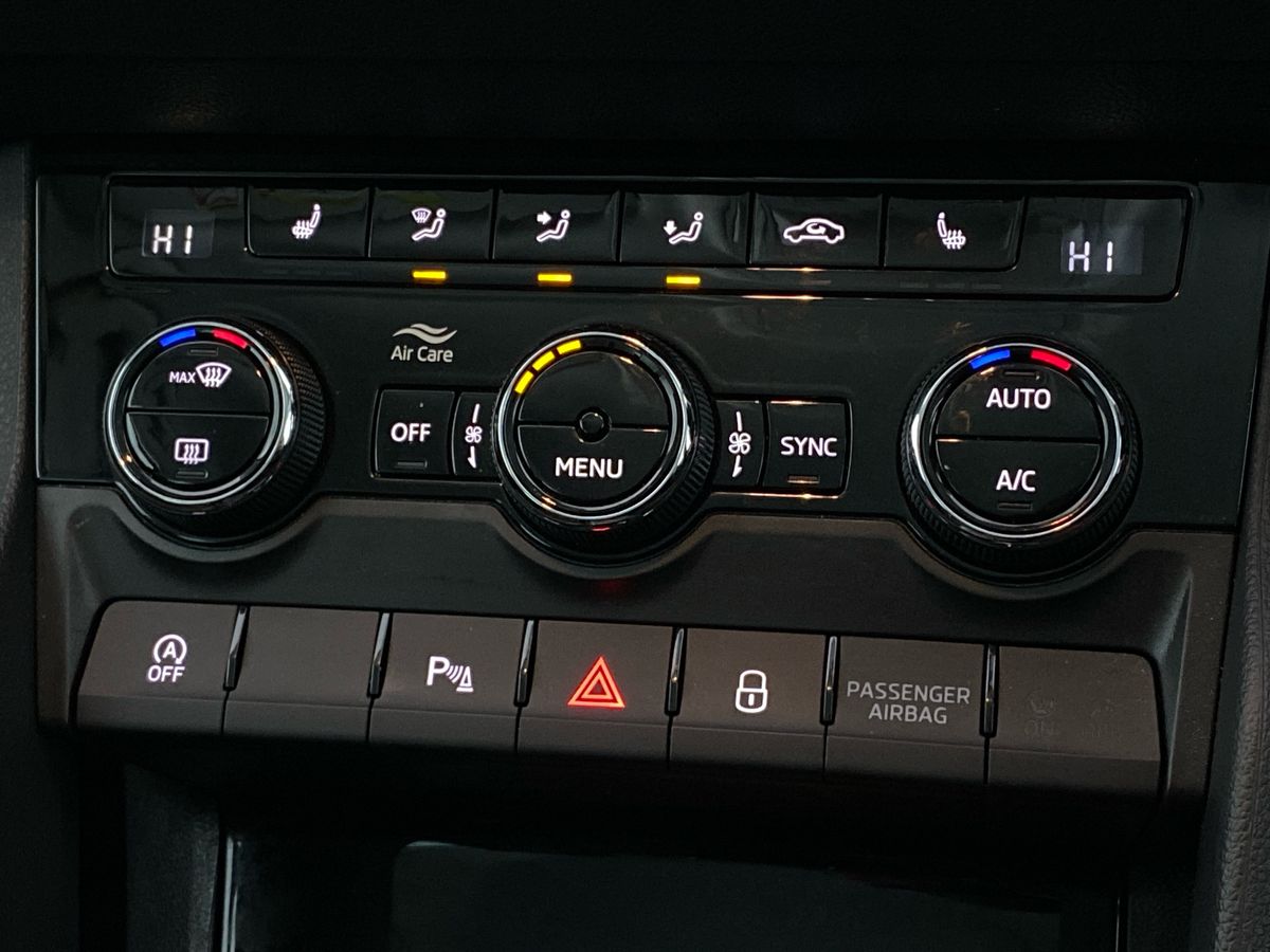 Used Skoda Karoq 2022 for sale - 76411736: Photo 22