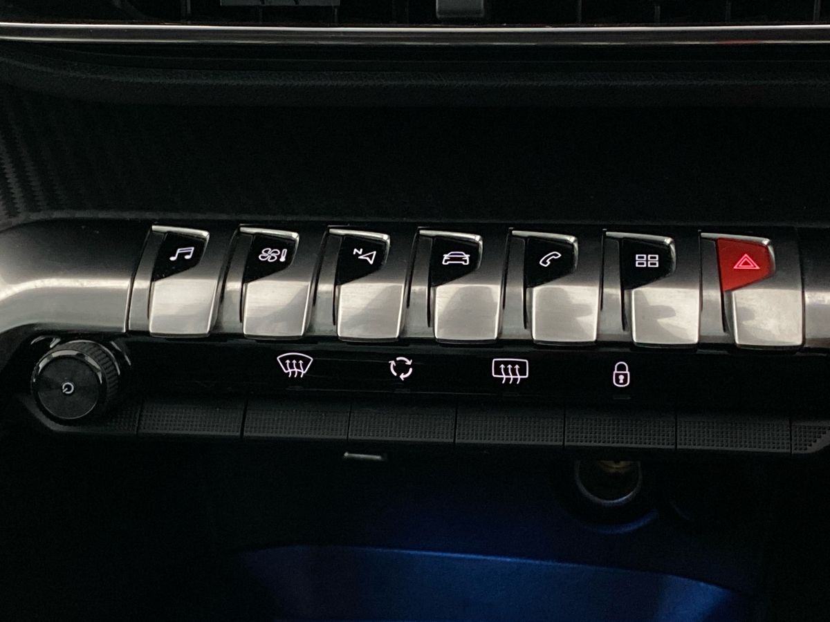 Used Peugeot 5008 2018 for sale - 77044360: Photo 23