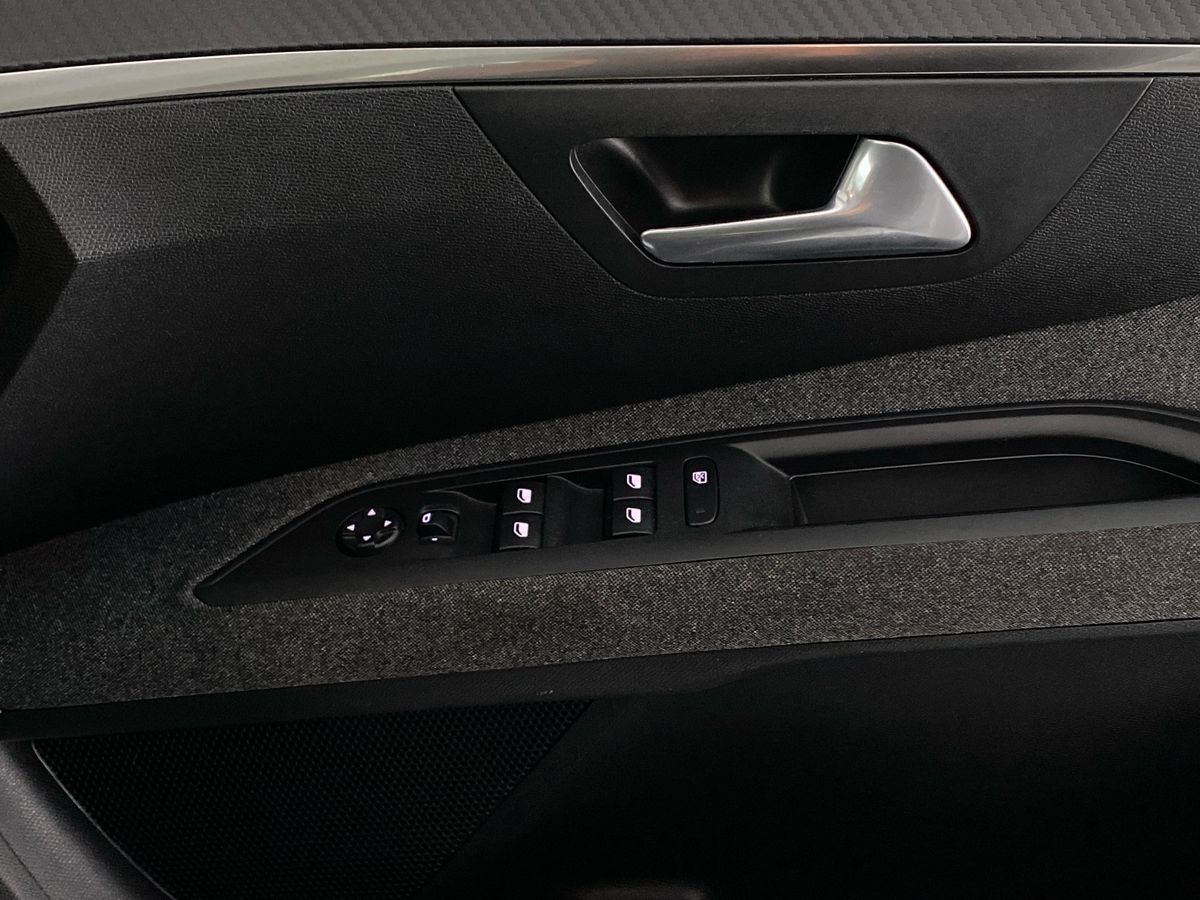 Used Peugeot 5008 2018 for sale - 77044360: Photo 28