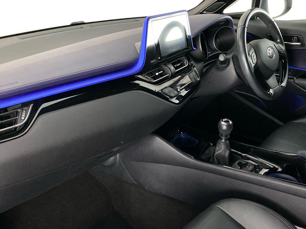 Used Toyota C-HR 2017 for sale - 75736984: Photo 14