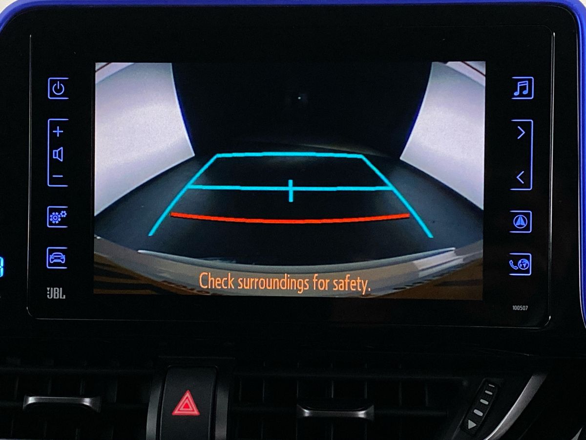 Used Toyota C-HR 2017 for sale - 75736984: Photo 16