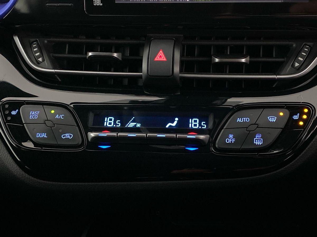 Used Toyota C-HR 2017 for sale - 75736984: Photo 23