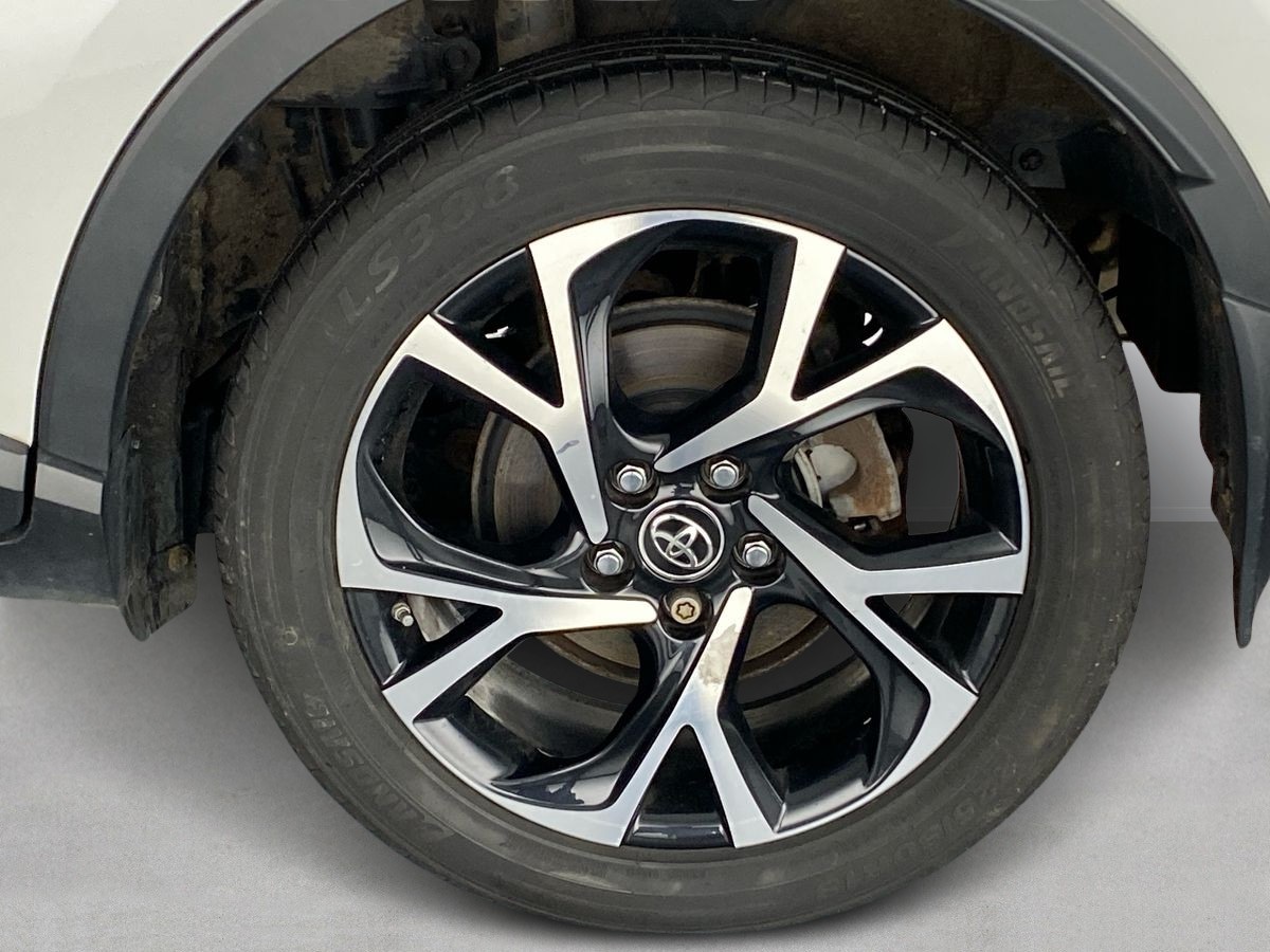 Used Toyota C-HR 2017 for sale - 75736984: Photo 31