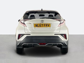 Used Toyota C-HR 2017 for sale - 75736984: Photo