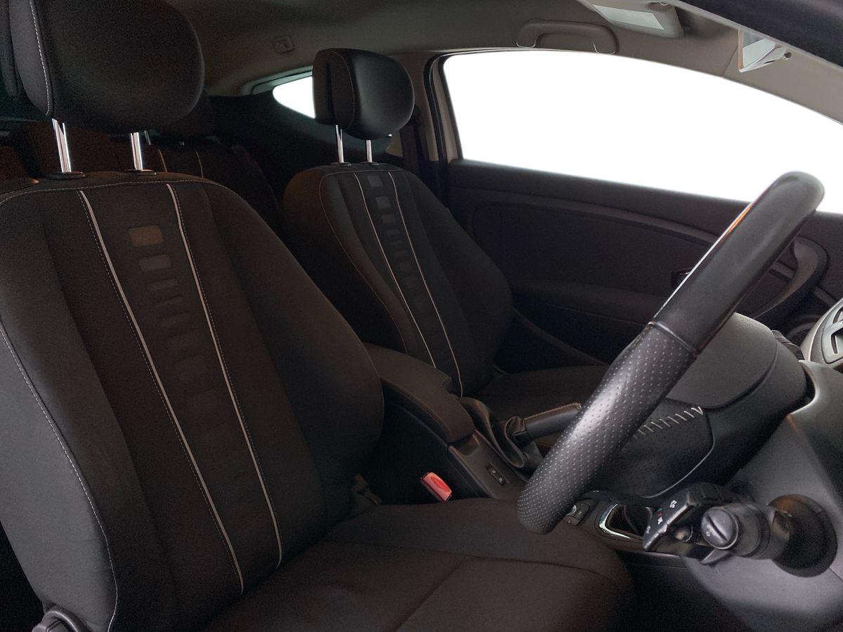 Used Renault Megane 2013 for sale - 77742363: Photo 13