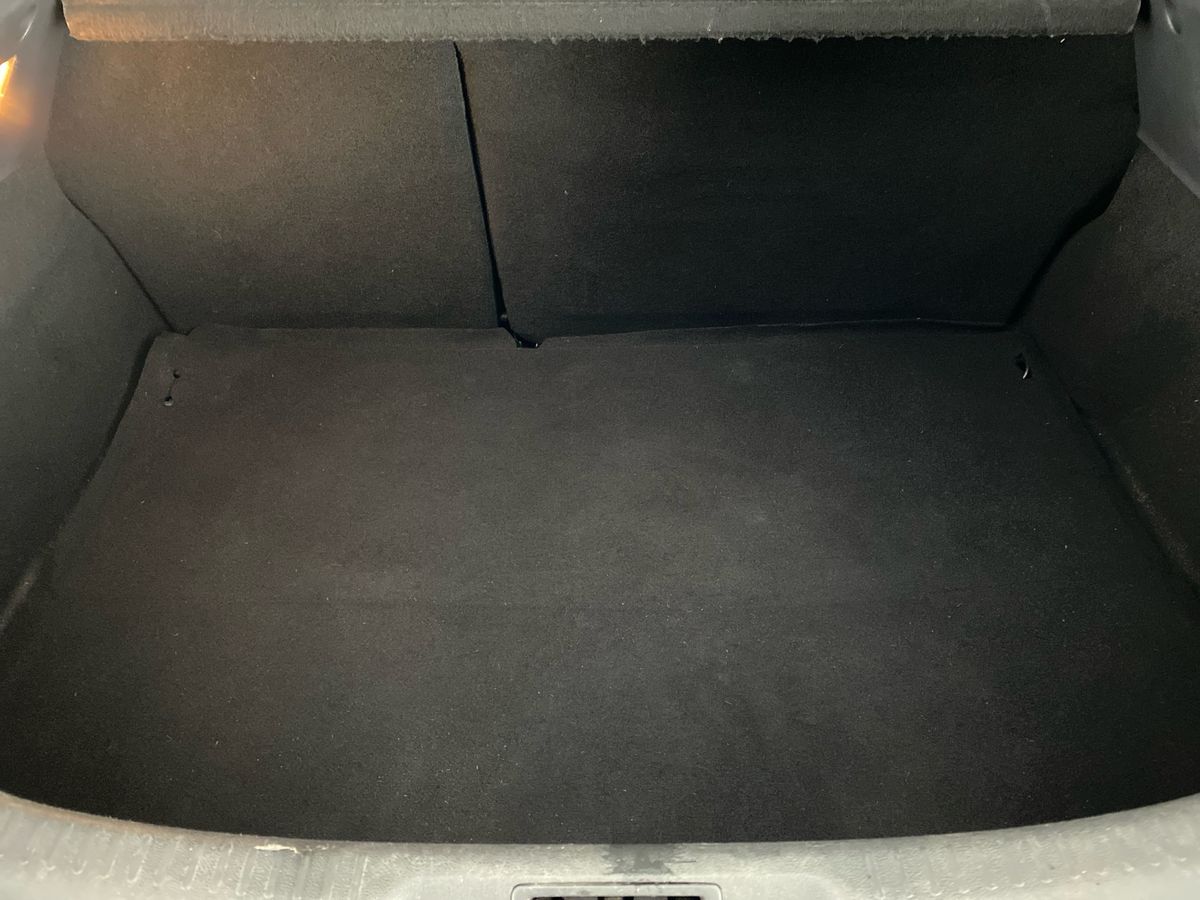 Used Renault Megane 2013 for sale - 77742363: Photo 24