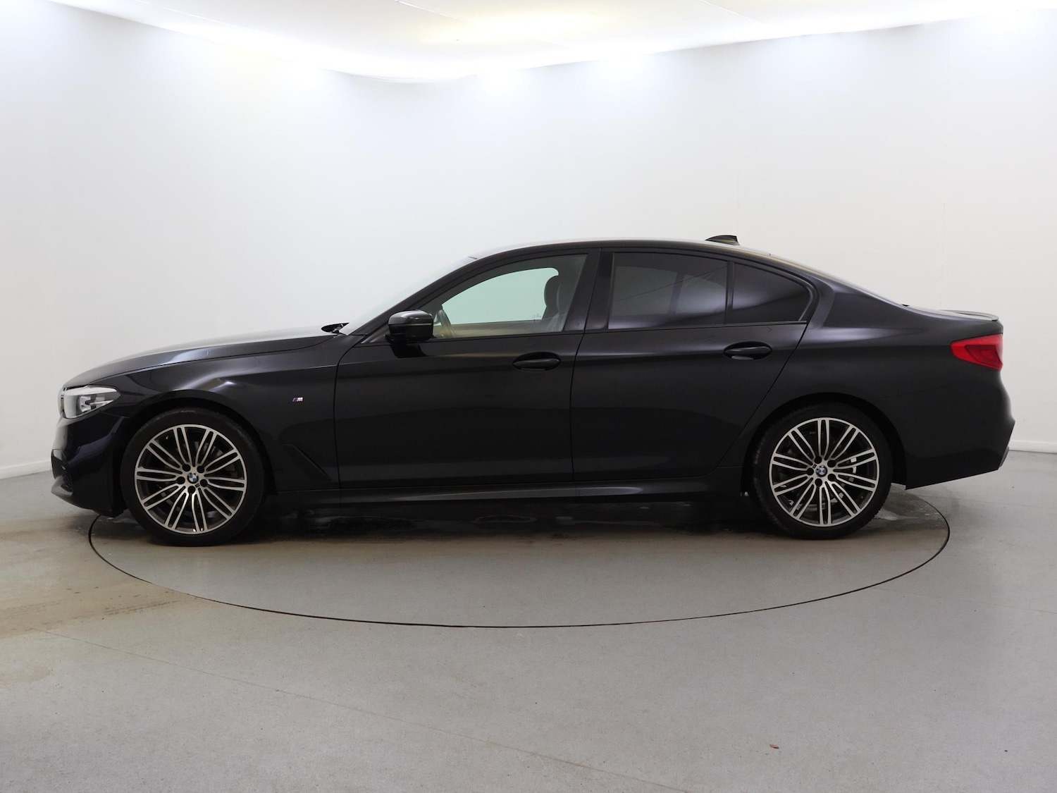 Used BMW 5 Series 2020 for sale - 77973315: Photo 4