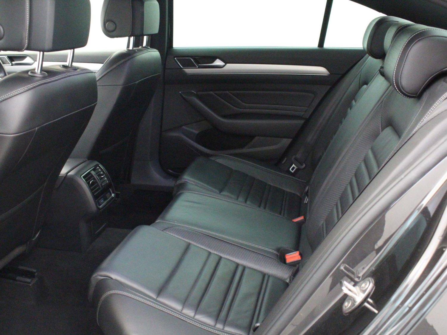 Used Volkswagen Passat 2020 for sale - 76502907: Photo 11