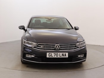 Used Volkswagen Passat 2020 for sale - 76502907: Photo
