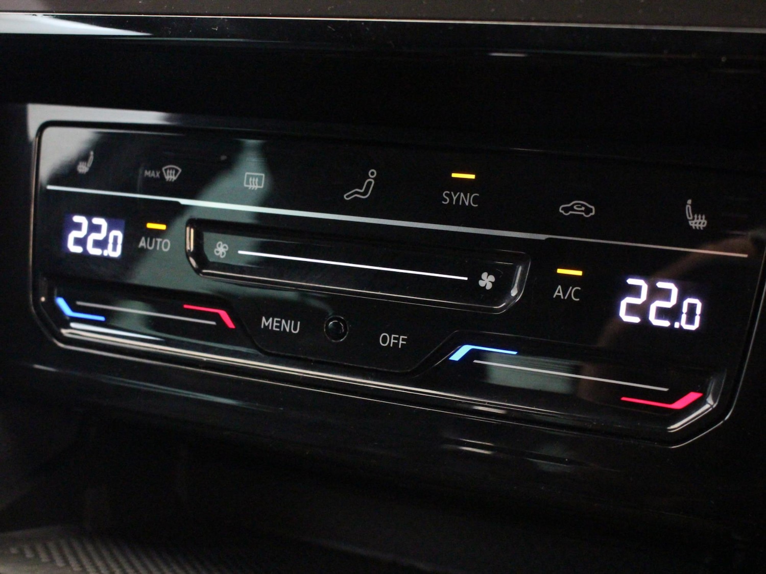 Used Volkswagen Passat 2020 for sale - 76502907: Photo 33