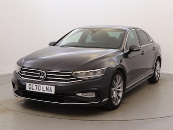 Used Volkswagen Passat 2020 for sale - 76502907: Photo