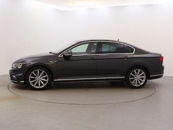 Used Volkswagen Passat 2020 for sale - 76502907: Photo
