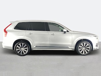 Used Volvo XC90 2021 for sale - 76158152: Photo 2