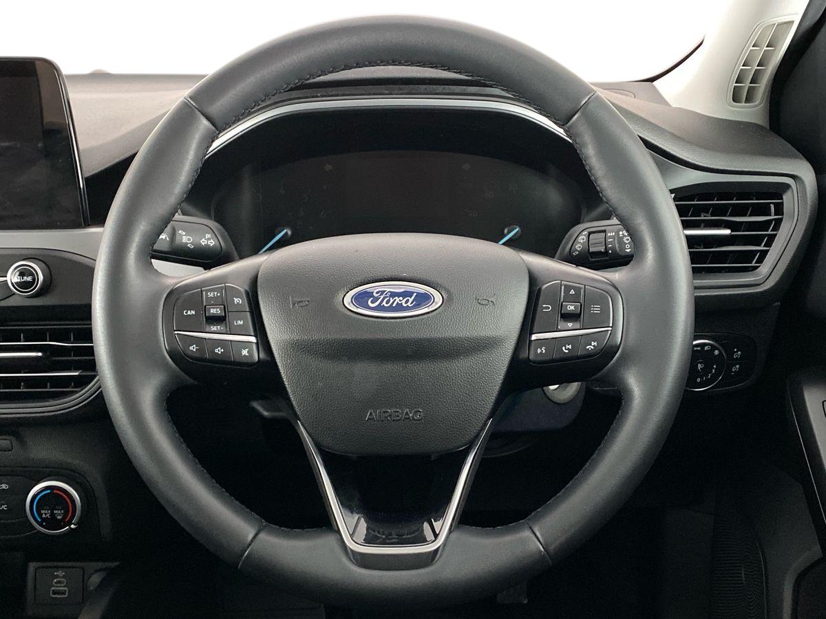 Used Ford Focus 2022 for sale - 76705507: Photo 11