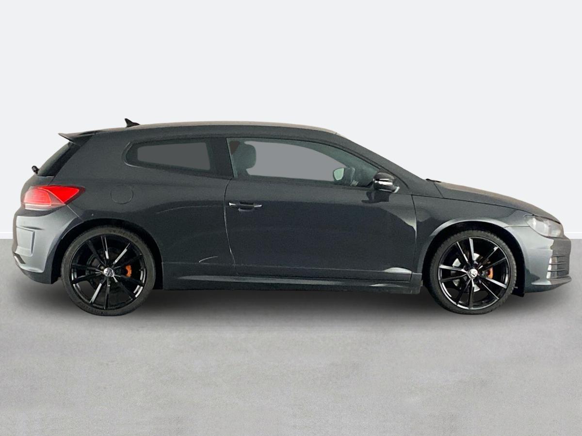 Used Volkswagen Scirocco 2014 for sale - 77099707: Photo 2
