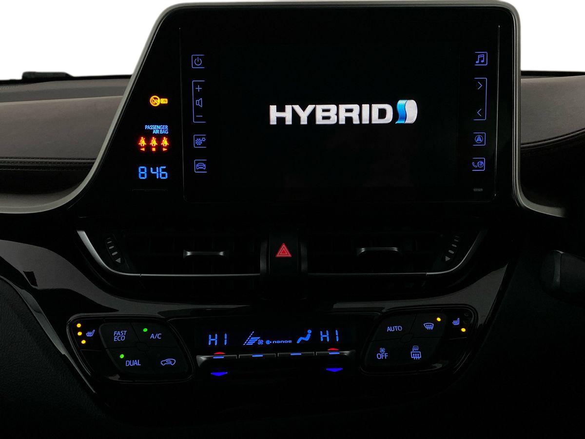 Used Toyota C-HR 2018 for sale - 76755362: Photo 10