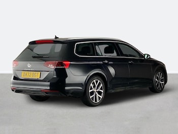 Used Volkswagen Passat 2022 for sale - 79392713: Photo
