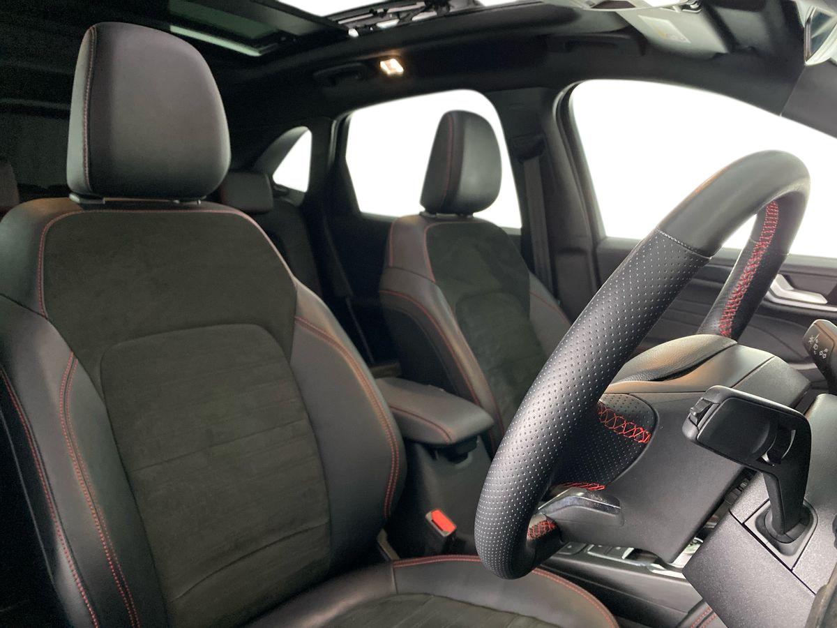 Used Ford Kuga 2023 for sale - 75582556: Photo 13