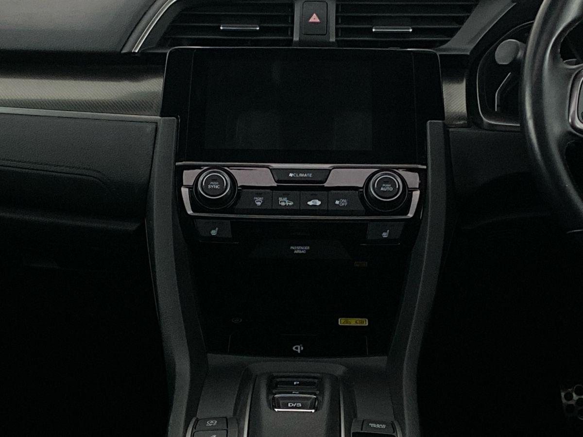 Used Honda Civic 2018 for sale - 77103244: Photo 10