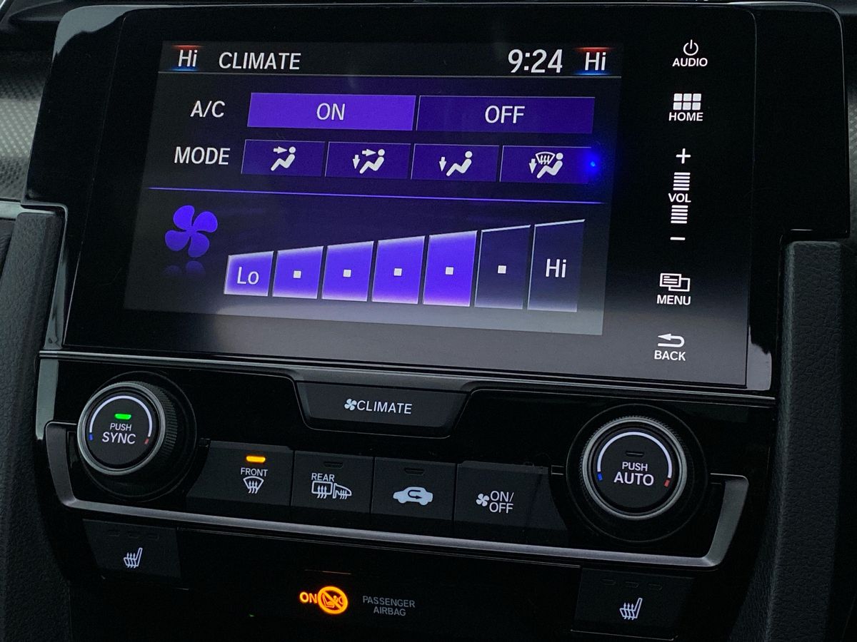 Used Honda Civic 2018 for sale - 77103244: Photo 21