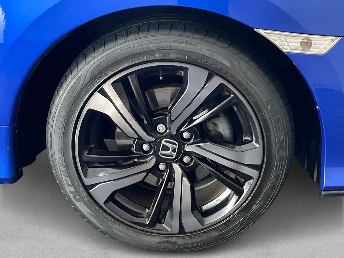 Used Honda Civic 2018 for sale - 77103244: Photo 30