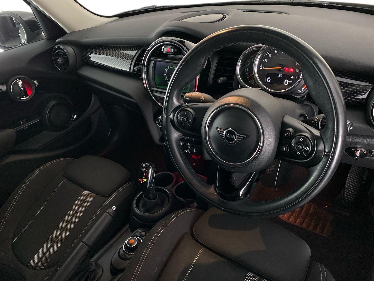 Used MINI Hatch 2019 for sale - 77973312: Photo 12