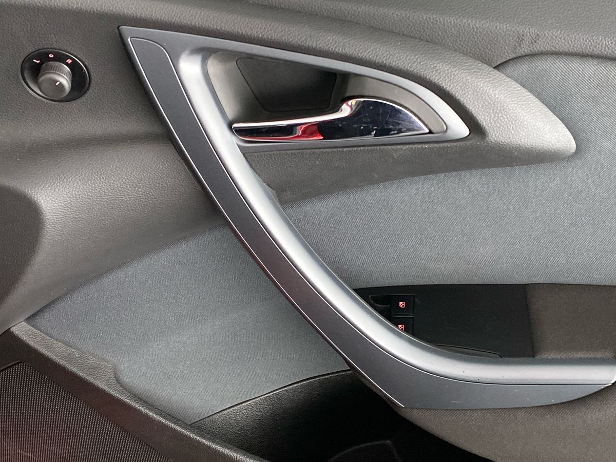 Used Vauxhall Astra 2012 for sale - 77135312: Photo 23