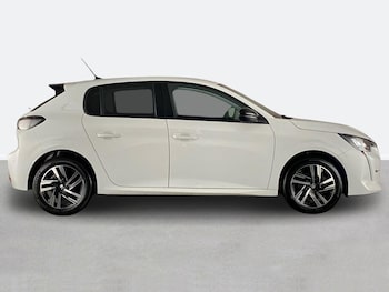 Used Peugeot 208 2023 for sale - 78359336: Photo
