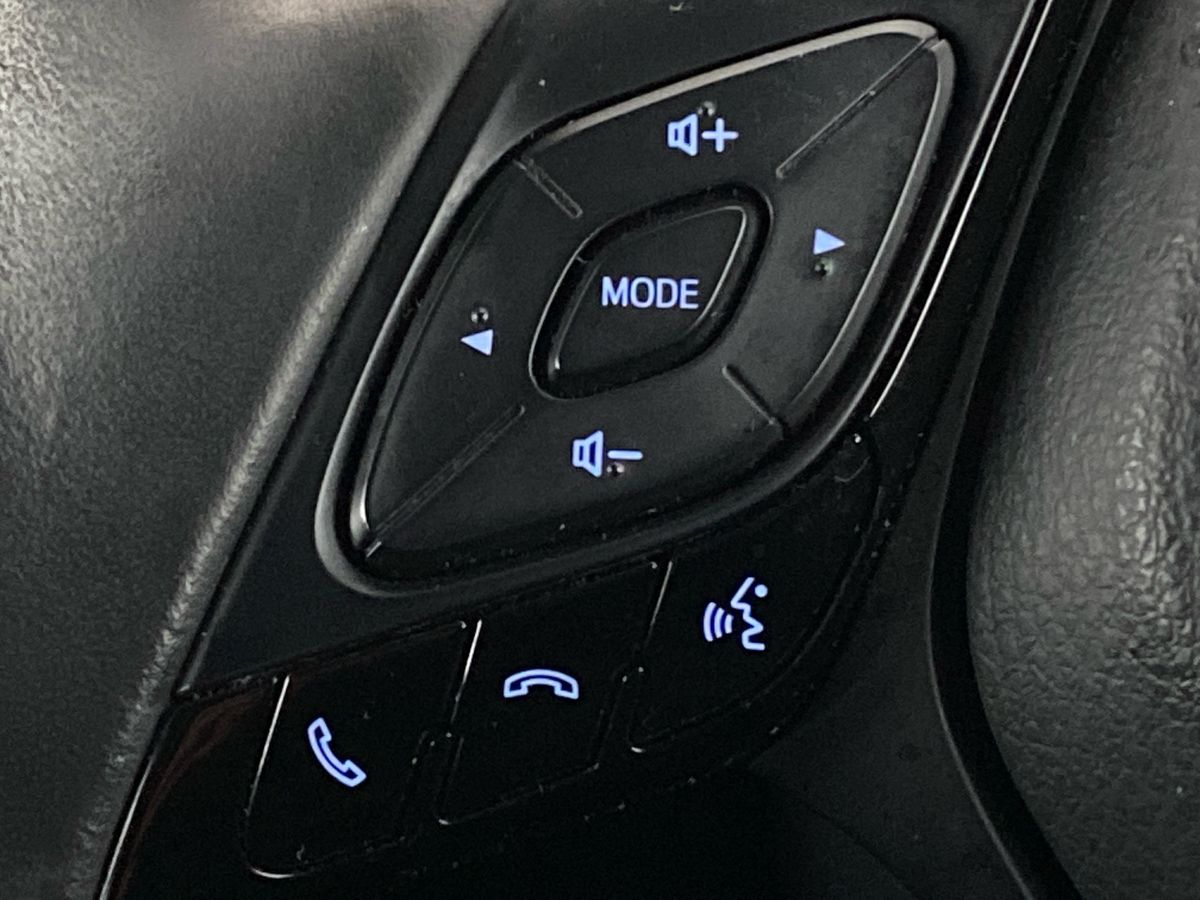 Used Toyota C-HR 2022 for sale - 76442618: Photo 22