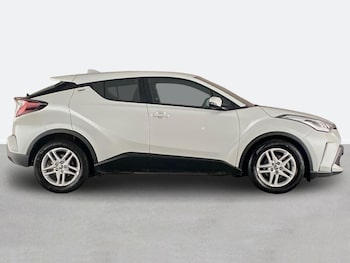 Used Toyota C-HR 2022 for sale - 76442618: Photo