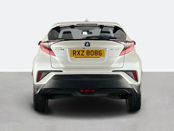 Used Toyota C-HR 2022 for sale - 76442618: Photo