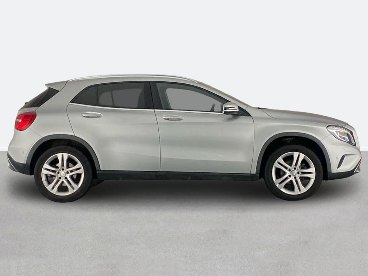 Used Mercedes-Benz GLA 2015 for sale - 77973414: Photo 2