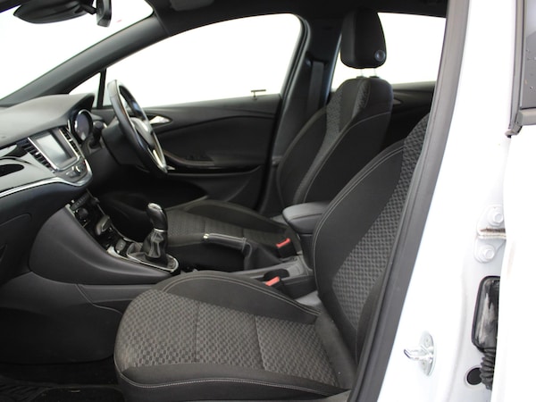 Used Vauxhall Astra 2016 for sale - 76192360: Photo 10