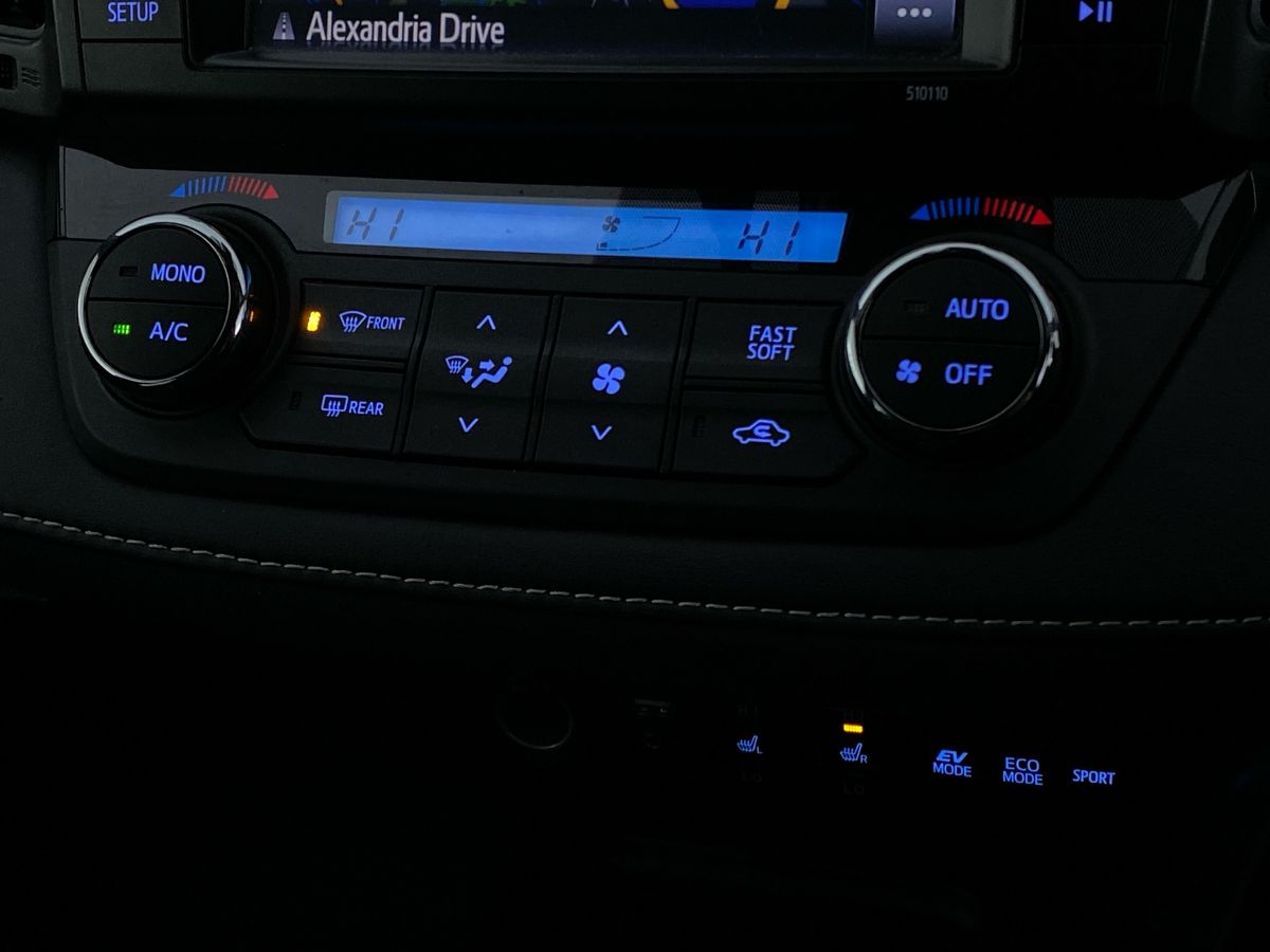 Used Toyota RAV4 2019 for sale - 77443868: Photo 22