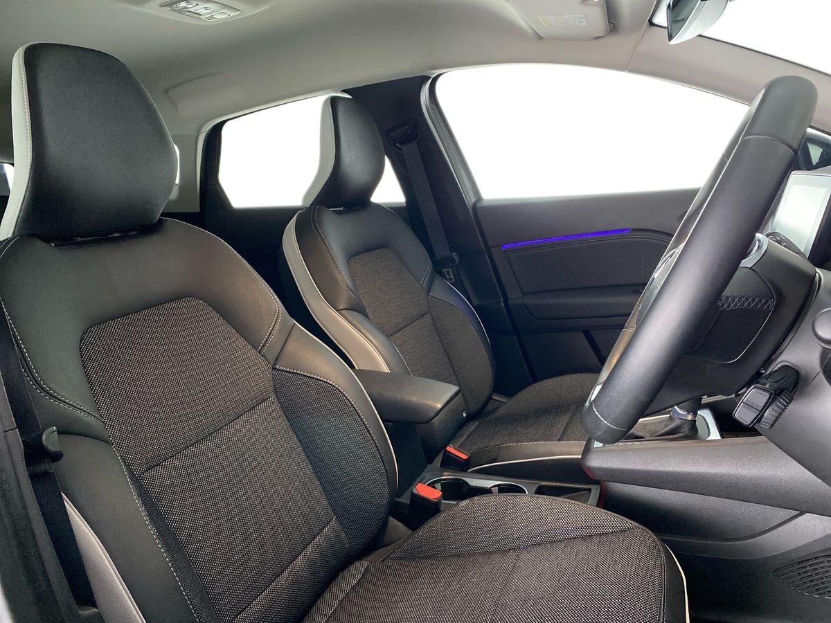 Used Renault Captur 2023 for sale - 77943660: Photo 13