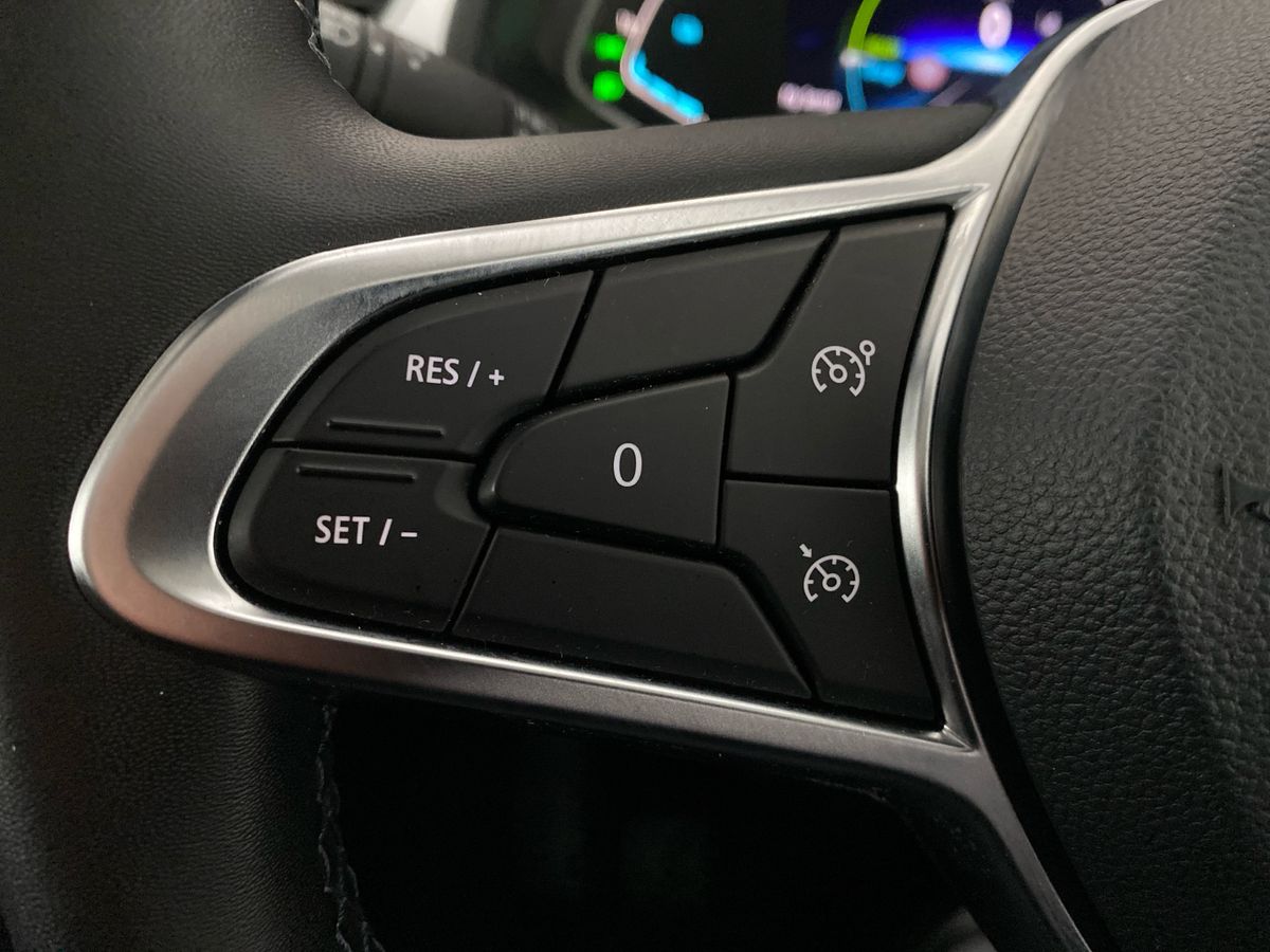 Used Renault Captur 2023 for sale - 77943660: Photo 19