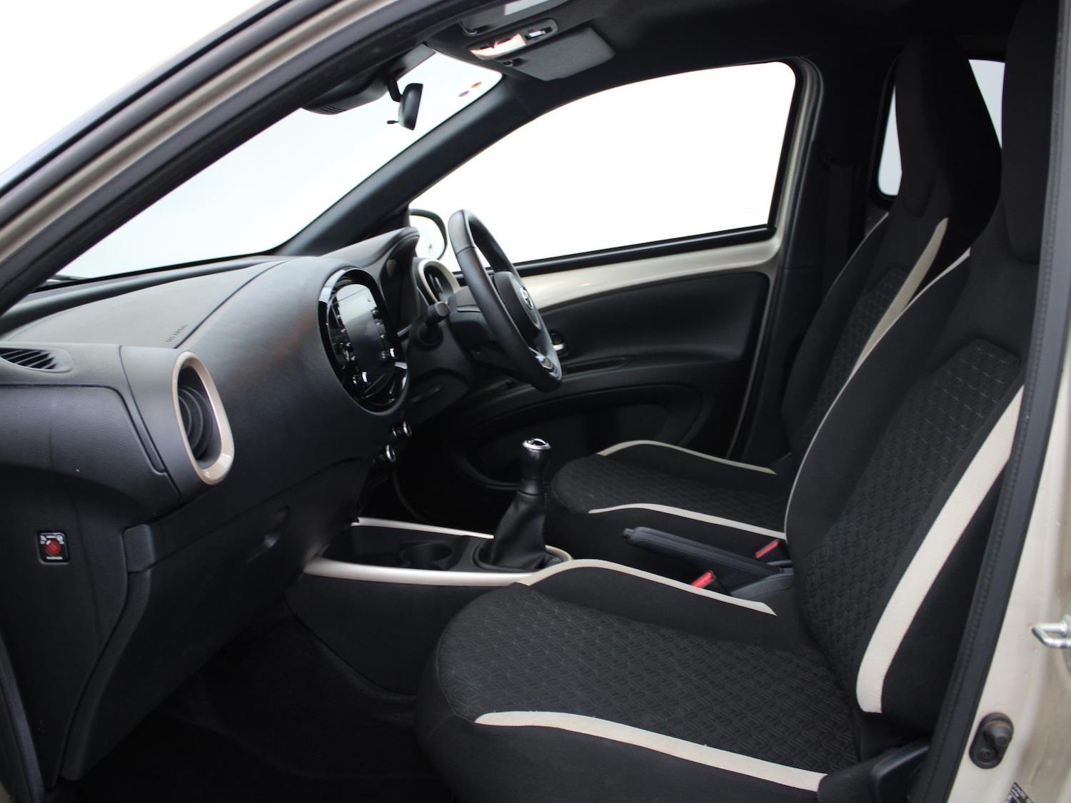 Used Toyota Aygo X 2023 for sale - 77500769: Photo 10