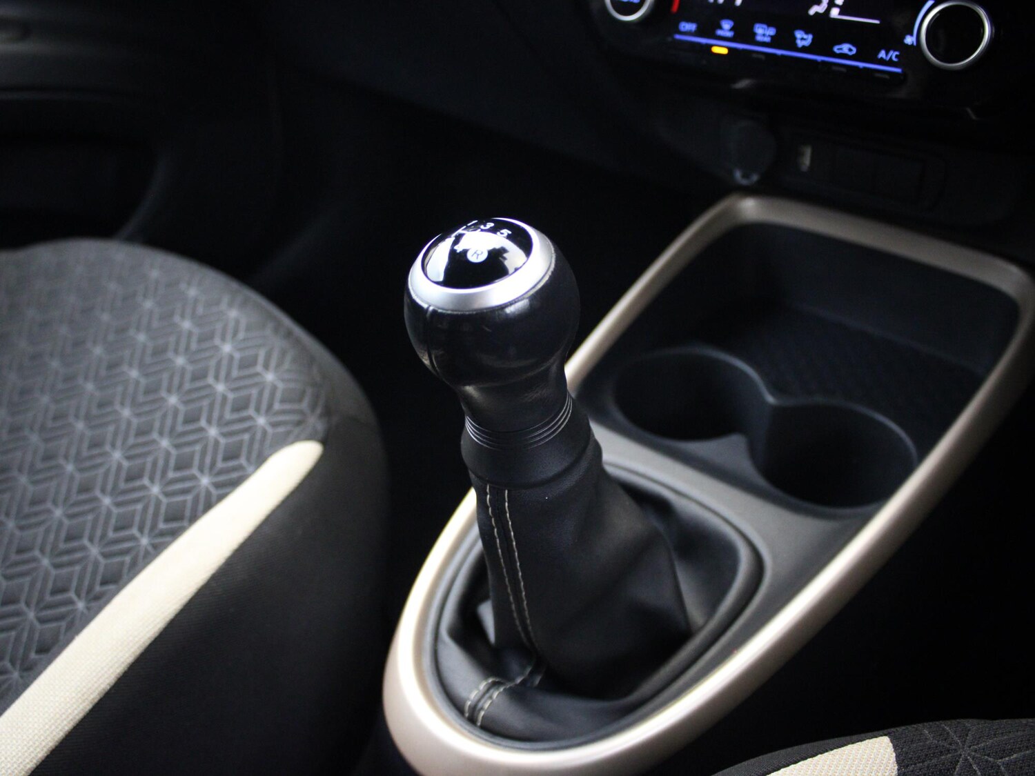 Used Toyota Aygo X 2023 for sale - 77500769: Photo 25