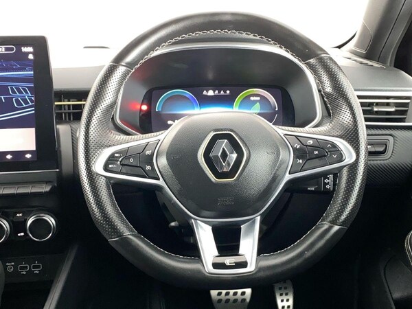 Used Renault Clio 2023 for sale - 75536336: Photo 11