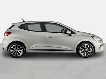 Used Renault Clio 2021 for sale - 78421874: Photo