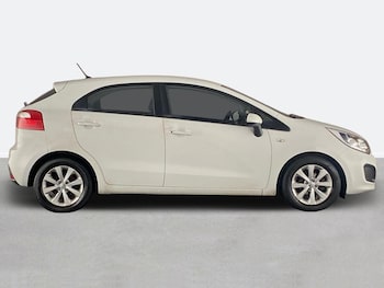 Used Kia Rio 2014 for sale - 76207040: Photo 2