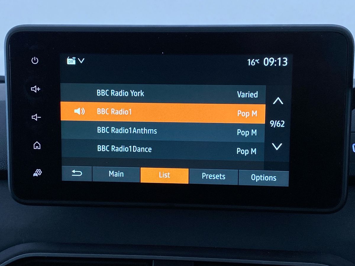 Used Dacia Jogger 2023 for sale - 76442616: Photo 21