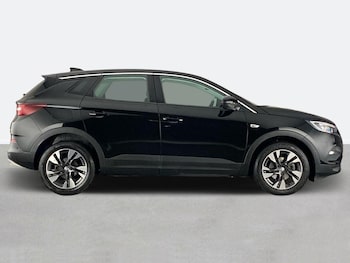 Used Vauxhall Grandland X 2019 for sale - 76047246: Photo 2